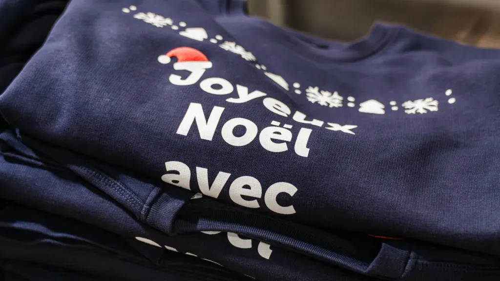 Sweat personnalisé comme cadeau d'entreprise